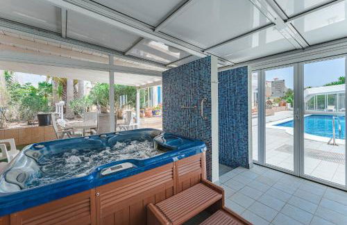 Gorgeous Golf Villa - Foto 44