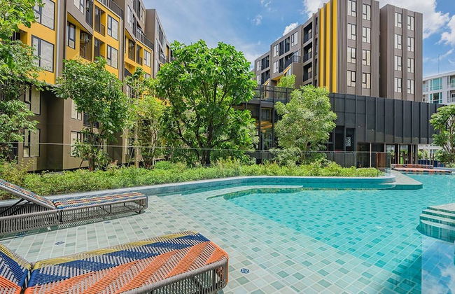 Romantic Bedroom With Mountain View Near Central - Photo 11