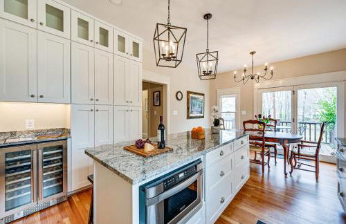 Spacious Salem-Winston Home with Deck! - Foto 10