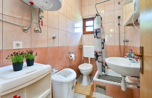 Greta Rest House - Foto 17