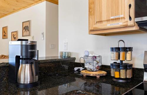 Yellowstone Treasure Retreat - Foto 16