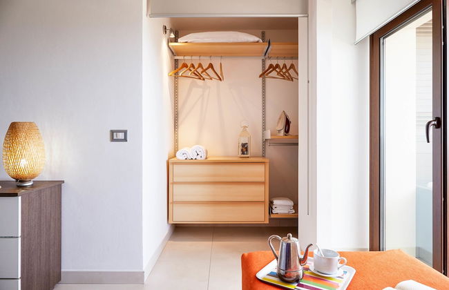 Aura CaseSicule, only for Sea View Lovers, Modern Style Apartment in City Center, Wi-Fi - Foto 2