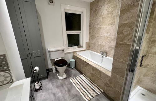 Stylish Uphill Townhouse - Foto 13