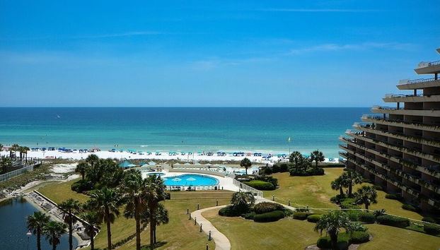 Elite Paradise 2 Bedroom Condo by RedAwning - Foto 2, Imagen principal