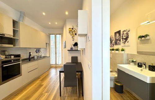 ROYAL HOUSE - Parcheggio gratuito e Wi-Fi - Photo 33