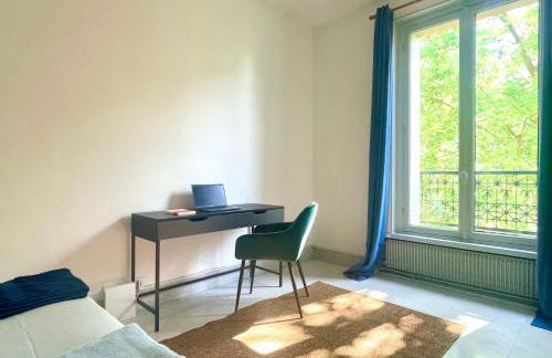 GUSTAVE - Charming Eiffel Tower Appartement - - Foto 8