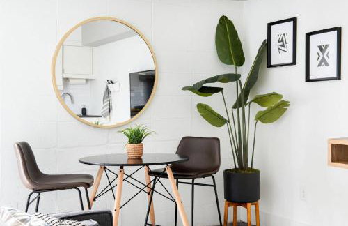 *NEW* The Layla: Rooftop | Walkable | Downtown - Photo 8