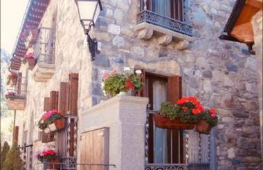 CASA PIXURRI en Lanuza compuesta de 5 apartamentos turísticos en casona pirenaica, a 10 minutos de las ESTACIONES de ESQUÍ de FORMIGAL-PANTICOSA - Foto 28