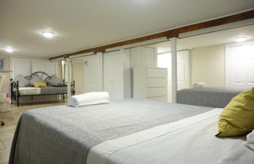 Best EWR Airport Studio-Hot Tub-Free Parking - Foto 28