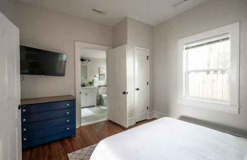 Bluewater Downtown Cottage - Foto 34