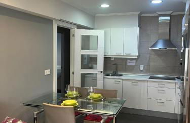 Easo amplio y funcional cerca de la playa. - Foto 1