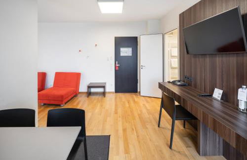 sevenDays Hotel BoardingHouse - Photo 10