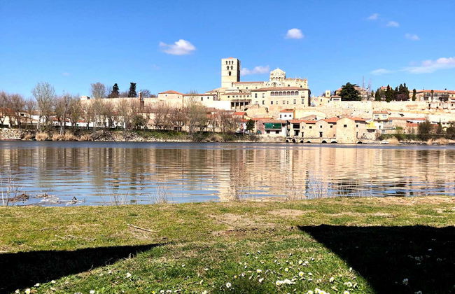 Zamora Private Tour - Photo 2