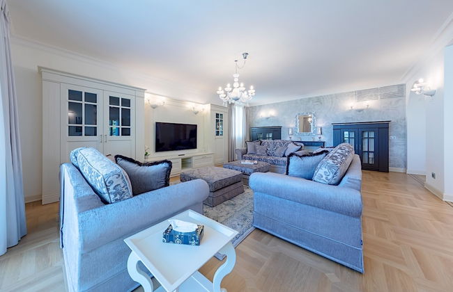 Luxury Lakefront Catullo A1 by Wonderful Italy - Photo 19