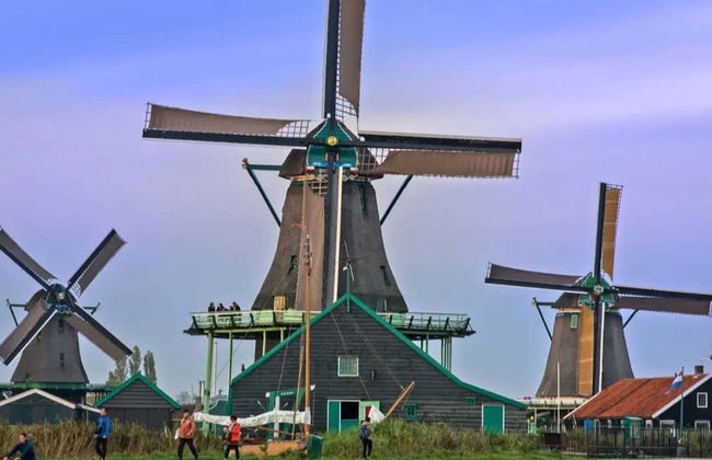 Zaanse Schans Windmills Self-Guided Day Trip - Photo 2