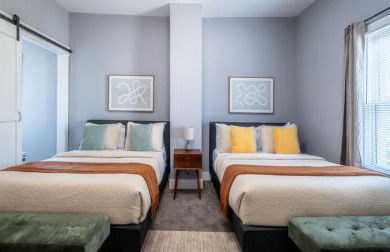 Walnut Hills, 5min to UC, Sleeps 7ppl, Lux Beds, Smart TVs - Foto 7