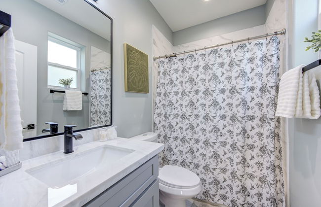 Modern Cozy Home with King Bed - Foto 36