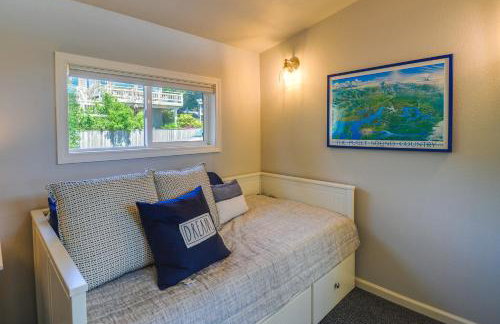 Waterfront Hood Canal Cottage: Steps to the Beach! - Foto 10