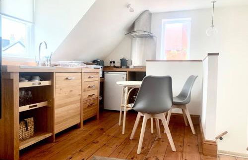 Delightful Ely house Bright and warm with cathedral view - Photo 25