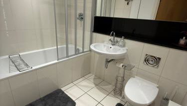 Modern Riverside Gem - Foto 4