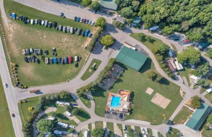 Secluded Rustic Cabin with Views - Foto 19