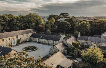 Lambriggan Court - Photo 2