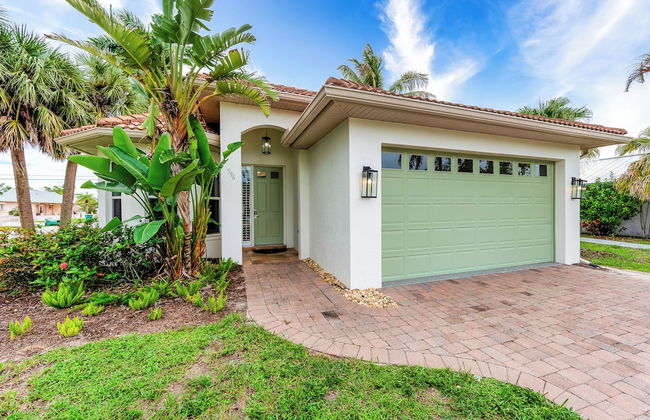 Neapolitan - Newly Renovated 3-BR Luxury Home with Private Pool. Enjoy a Fully Equipped Kitchen and Free Wi-Fi - Foto 29