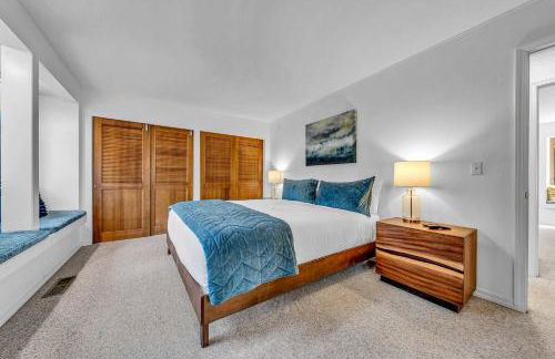 Tahoe Retreat with Decks and Separate Studio - Foto 16