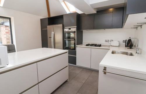 Rainbows End - Photo 13