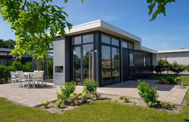 3 bedroom House in Linden with terrace - Photo 1