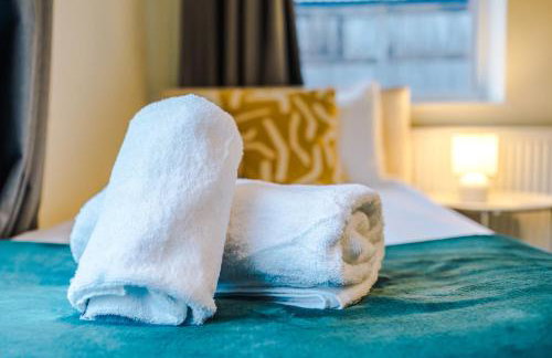 3BR Home Sleeps 6 Perfect for Short and Long Term Stays - Foto 66