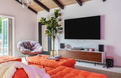 Angel&Rose Universal Hollywood Heated Pool House King Bed - Foto 50