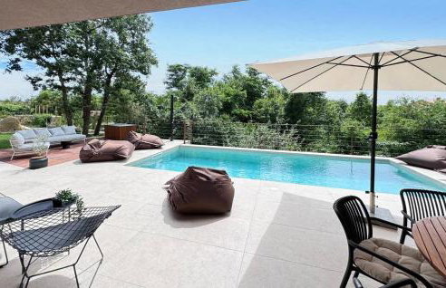 2 Bedroom Stunning Home In Labin - Foto 3