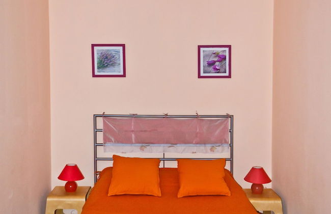 Apartment ALLiS-HALL on Karla Libknekhta 16 - Photo 4