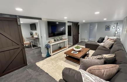 Picket Fences - Great Downtown Location - Foto 6