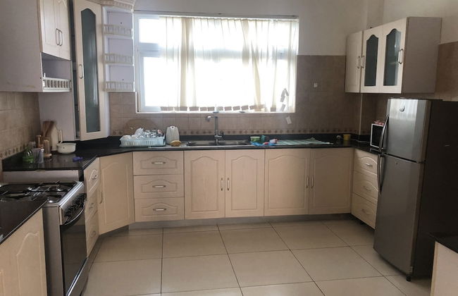 Almasi Oceanfront Apartment - Foto 4