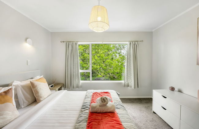 Inner City Retreat - WiFi - Netflix - Photo 16