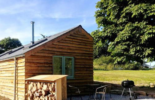 Bream Barn - sea view, woodburner, easy walk to the beach, parking, full kitchen - Foto 10