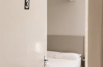 Lou Suítes - Suíte 03 com 2 camas de casal - Conforto para sua Família - Foto 23