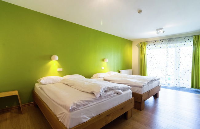 Group Cottage in Sourbrodt - Photo 12