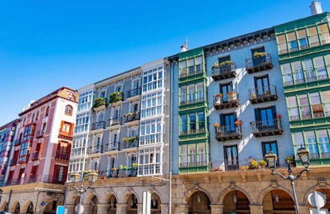 Tour combinato di architettura e storia di Bilbao in autobus e a piedi - Foto 2