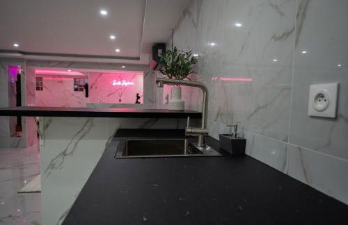 Beautiful Skyline Suite 30 minutes from Paris! - Foto 7