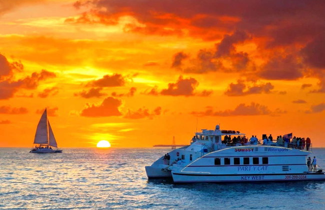 Balade en bateau au coucher du soleil avec dîner - Foto 2
