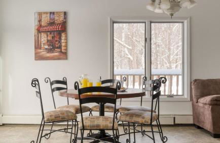 Scenic Catskills Retreat • Pool Hot Tub Game Room Lake Views Mountainview Estate by AvantStay - Foto 56