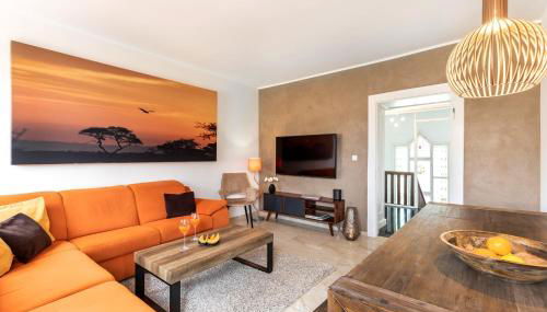 Primera Apartments - Photo 2