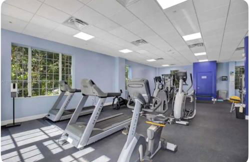 Vacay Vibes-2 Pools, Pickleball, Coffee Bar, 2 Jacuzzis, Food Truck - Foto 62