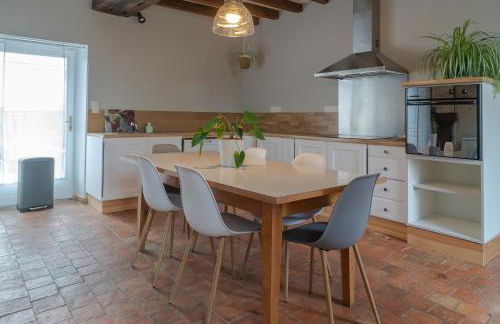 Gîte La Pironnière - Piscine, Nature, au bord de la Rivière - Photo 2