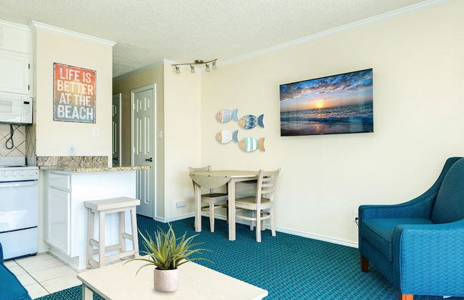Charming Ocean View Condo - Foto 2
