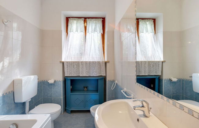 Villa in Torri del Benaco With Lake Garda Views - Photo 19