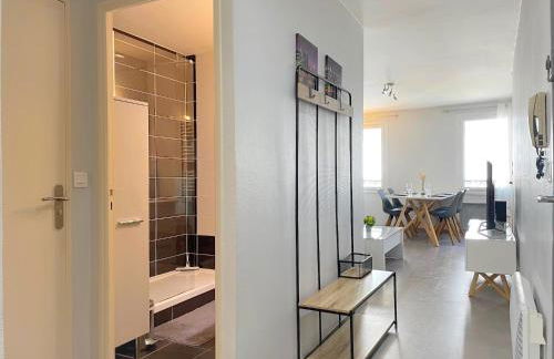 L'Évêché - T3 Spacieux & Traversant en Hypercentre - Foto 17